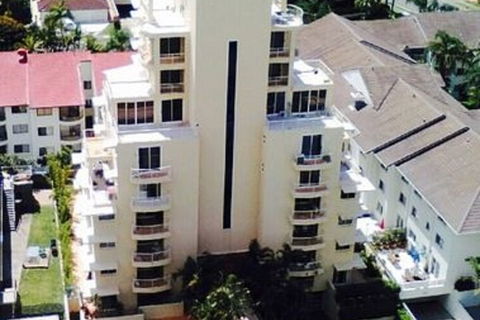 Seychelles On Main Beach - Accommodation Gold Coast 1
