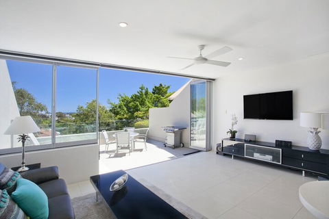 No 1 In Hastings Street - 1 Gold Coast 3