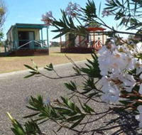 Lanis on the Beach - Old Bar - Gold Coast 4U