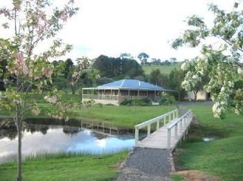 Buttercup Cottage & Private Apartment - 1 Gold Coast 0