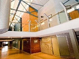 Global Backpackers Central - Accommodation Gold Coast 1