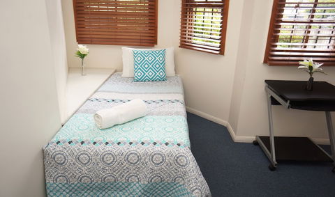 Ellie's Guesthouse - Accommodation Gold Coast 4