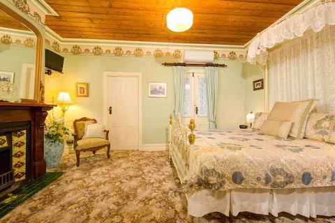 Barnsley House Bed & Breakfast - Accommodation Gold Coast 2