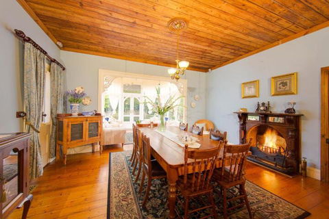 Barnsley House Bed & Breakfast - Accommodation Gold Coast 6