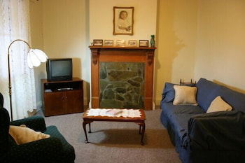 A Settler's Cottage - Accommodation Gold Coast 2
