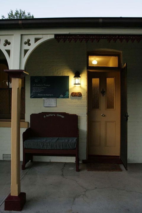 A Settler's Cottage - Accommodation Gold Coast 1