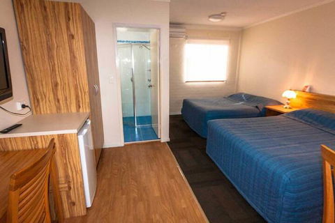 Bay Executive Motel - Gold Coast 4U 5