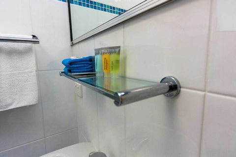 Bay Executive Motel - Gold Coast 4U 1
