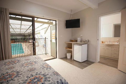 Batemans Bay Manor - Gold Coast 4U 7