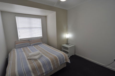Bluedock Apartments - Gold Coast 4U 4