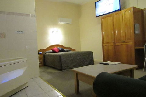 Glenelg Motel - Accommodation Gold Coast 7