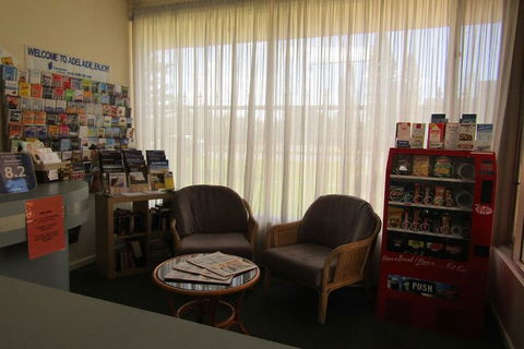 Glenelg Motel - Accommodation Gold Coast 2