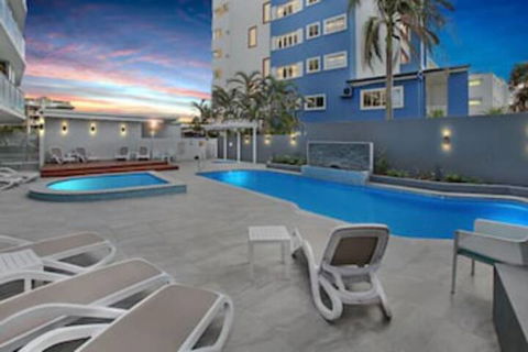 Catalina Resort - Accommodation Gold Coast 0