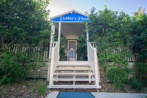 Debbie's Place - 1 Gold Coast 3