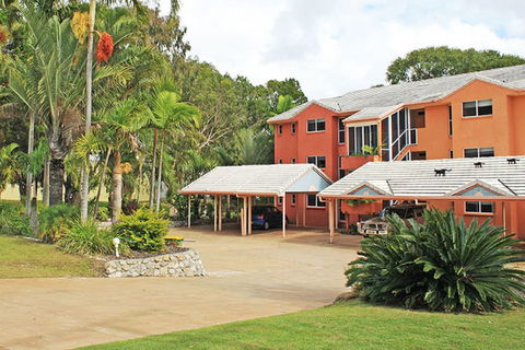 Rainbow Sands Resort - 1 Gold Coast 1