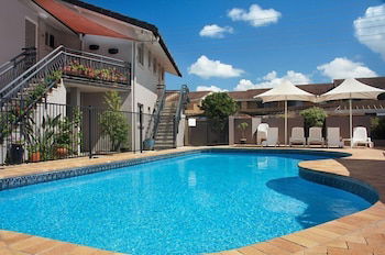 Lennox Head Beachfront Apartments - Gold Coast 4U 4