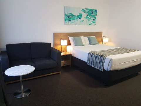 Mid City Motor Inn - 1 Gold Coast 4