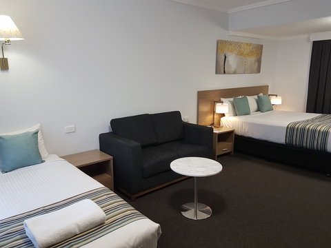 Mid City Motor Inn - 1 Gold Coast 3