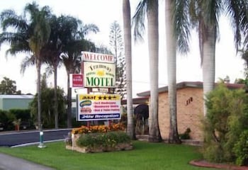 Armstrong Beach QLD Accommodation Gold Coast