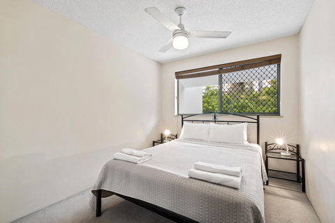 Kings Bay Apartments - Accommodation Gold Coast 6