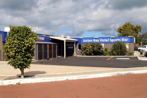 Jurien Bay Hotel - 1 Gold Coast 1