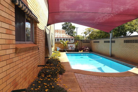 Civic Motel - 1 Gold Coast 6