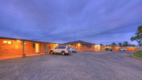 Jacaranda Motor Lodge - Accommodation Gold Coast 5