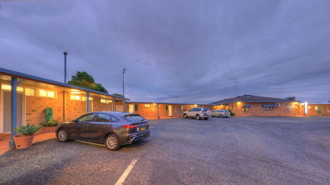 Jacaranda Motor Lodge - Accommodation Gold Coast 4