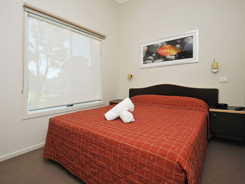 NRMA Eastern Beach Holiday Park - Gold Coast 4U 3
