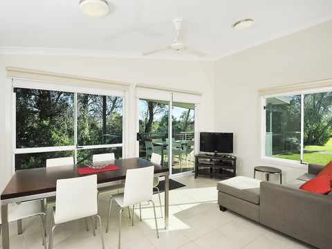 NRMA Eastern Beach Holiday Park - Gold Coast 4U 4