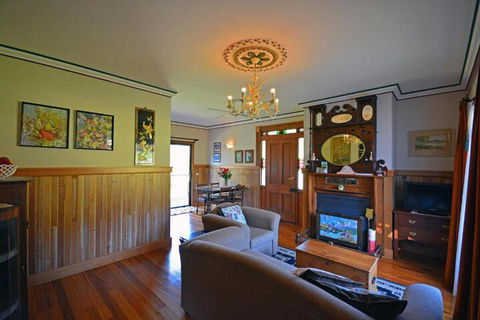 Araluen Park Cottages - Gold Coast 4U 4
