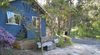 Lorne Bush House Cottages & Eco Retreats - Accommodation Gold Coast 1