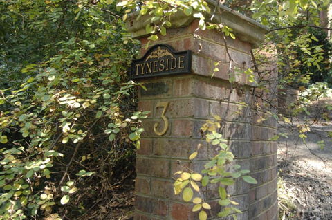 Tyneside Gatehouse - 1 Gold Coast 2