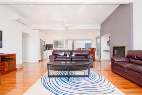 Great Ocean Road Lodge - Accommodation Gold Coast 2