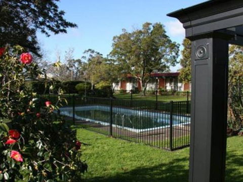 Captains Lodge International & VIP Restaurant - Accommodation Gold Coast 1