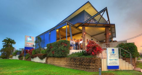 Tropixx Motel & Restaurant - Gold Coast 4U 0