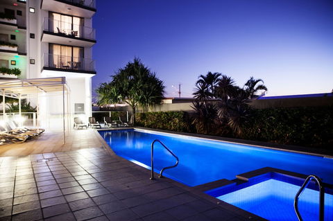 Ocean Views Resort - Accommodation Gold Coast 1