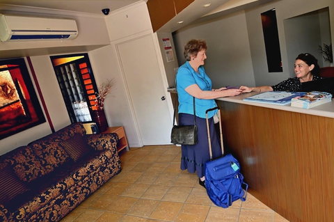 Summit Motel - 1 Gold Coast 4