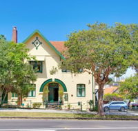 Neutral Bay Lodge - Gold Coast 4U