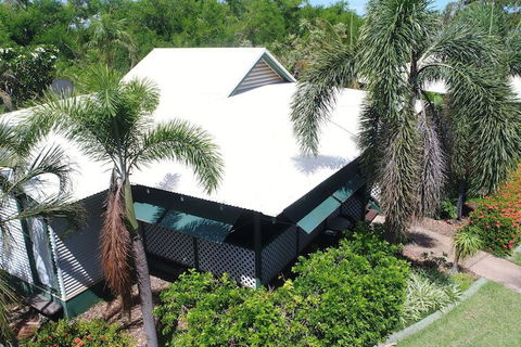 Cocos Beach Bungalows - Accommodation Gold Coast 1
