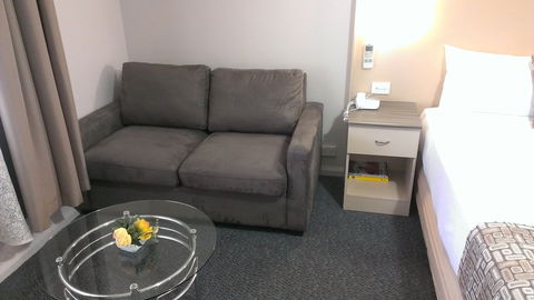 Lindy Lodge Motel - Accommodation Gold Coast 4