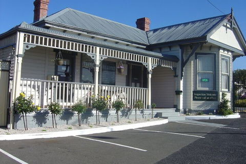 Hobart Cabins And Cottages - Accommodation Gold Coast 3