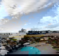 Corrigans Cove - Gold Coast 4U