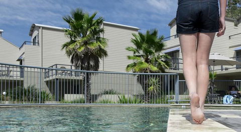 Corrigans Cove - Gold Coast 4U 5