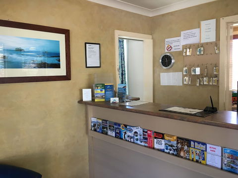 Araluen Motor Lodge - Accommodation Gold Coast 2
