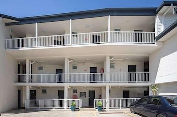 Ocean Front At The Entrance - Gold Coast 4U 3