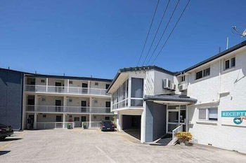 Ocean Front At The Entrance - Gold Coast 4U 1