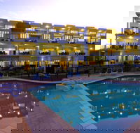 Beachside Magnetic Harbour - Gold Coast 4U