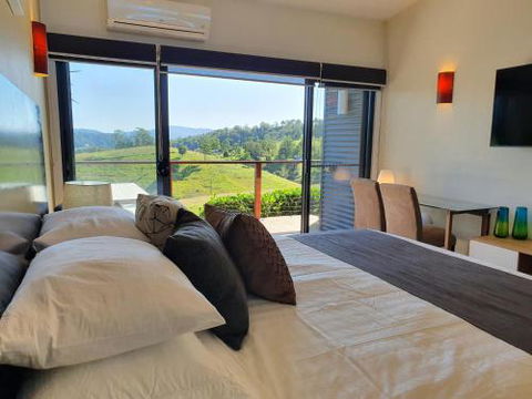 Sanctuary Hill Retreat - Gold Coast 4U 4