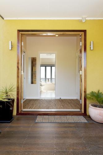 Sanctuary Hill Retreat - Gold Coast 4U 5